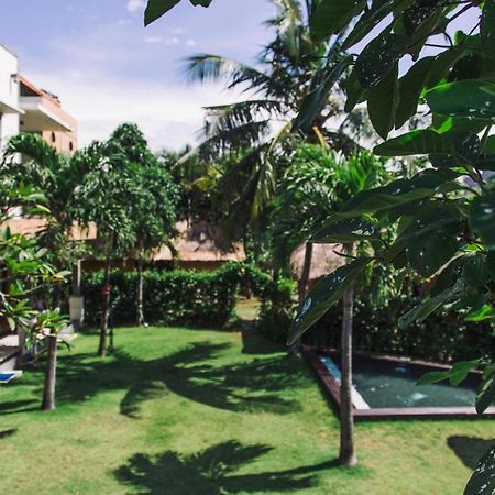 Riviera House Hotel Canggu Екстериор снимка